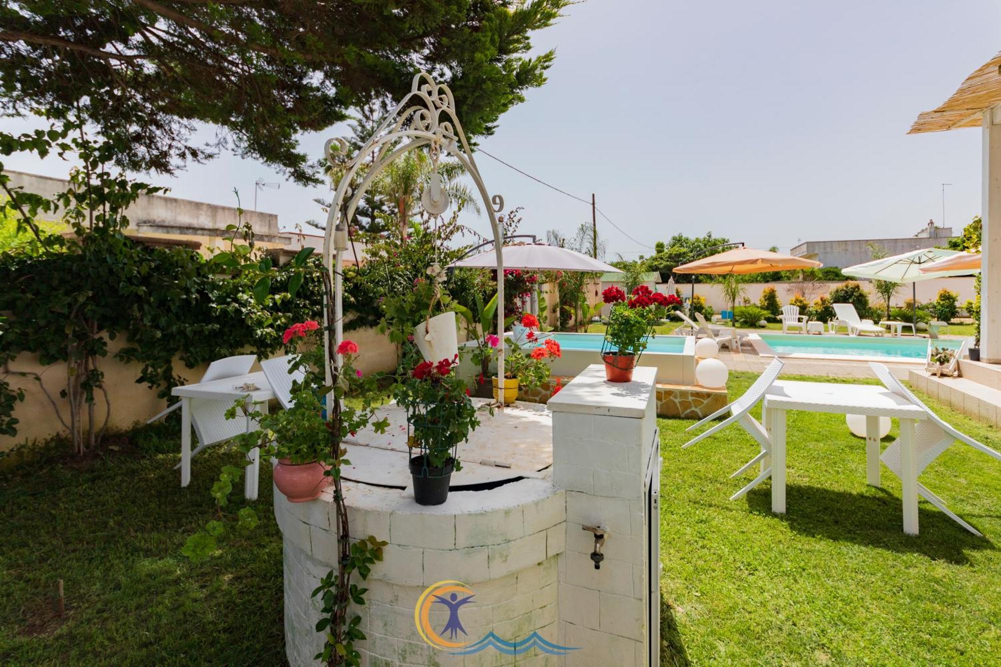 Villa Leonardo San Foca - Room, Pool & Restaurant Kültér fotó