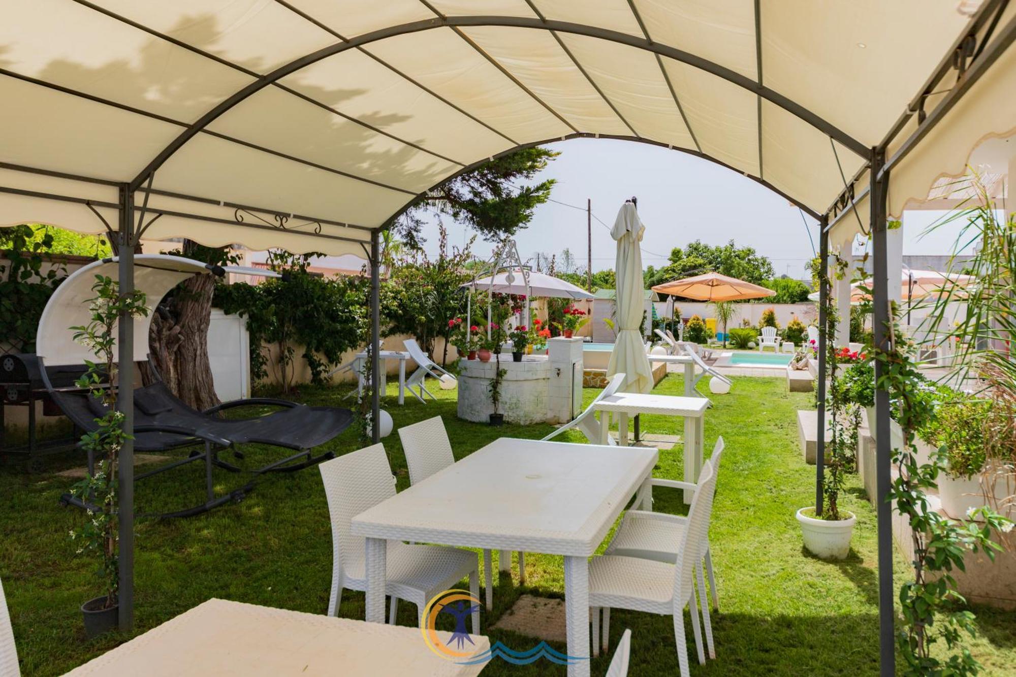 Villa Leonardo San Foca - Room, Pool & Restaurant Kültér fotó