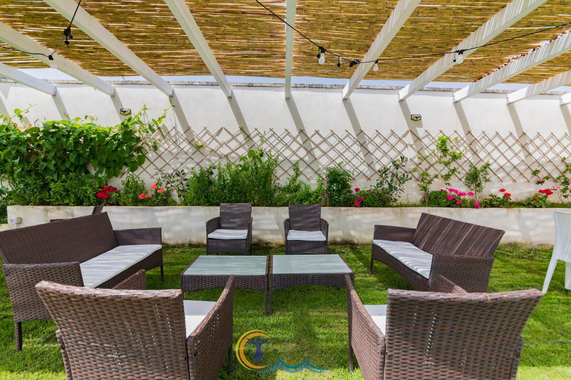 Villa Leonardo San Foca - Room, Pool & Restaurant Kültér fotó