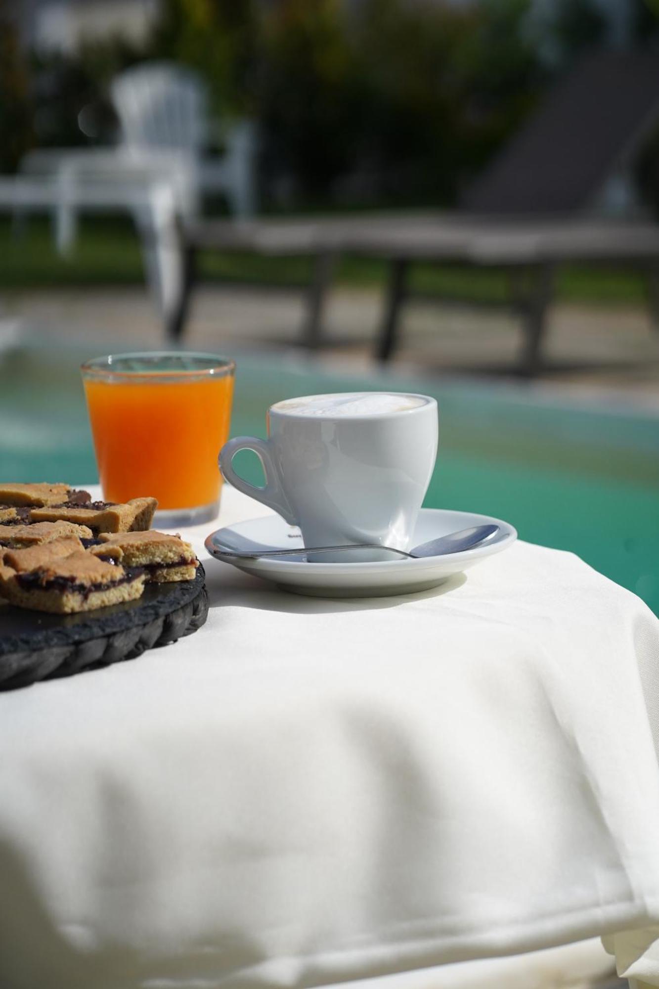 Villa Leonardo San Foca - Room, Pool & Restaurant Kültér fotó